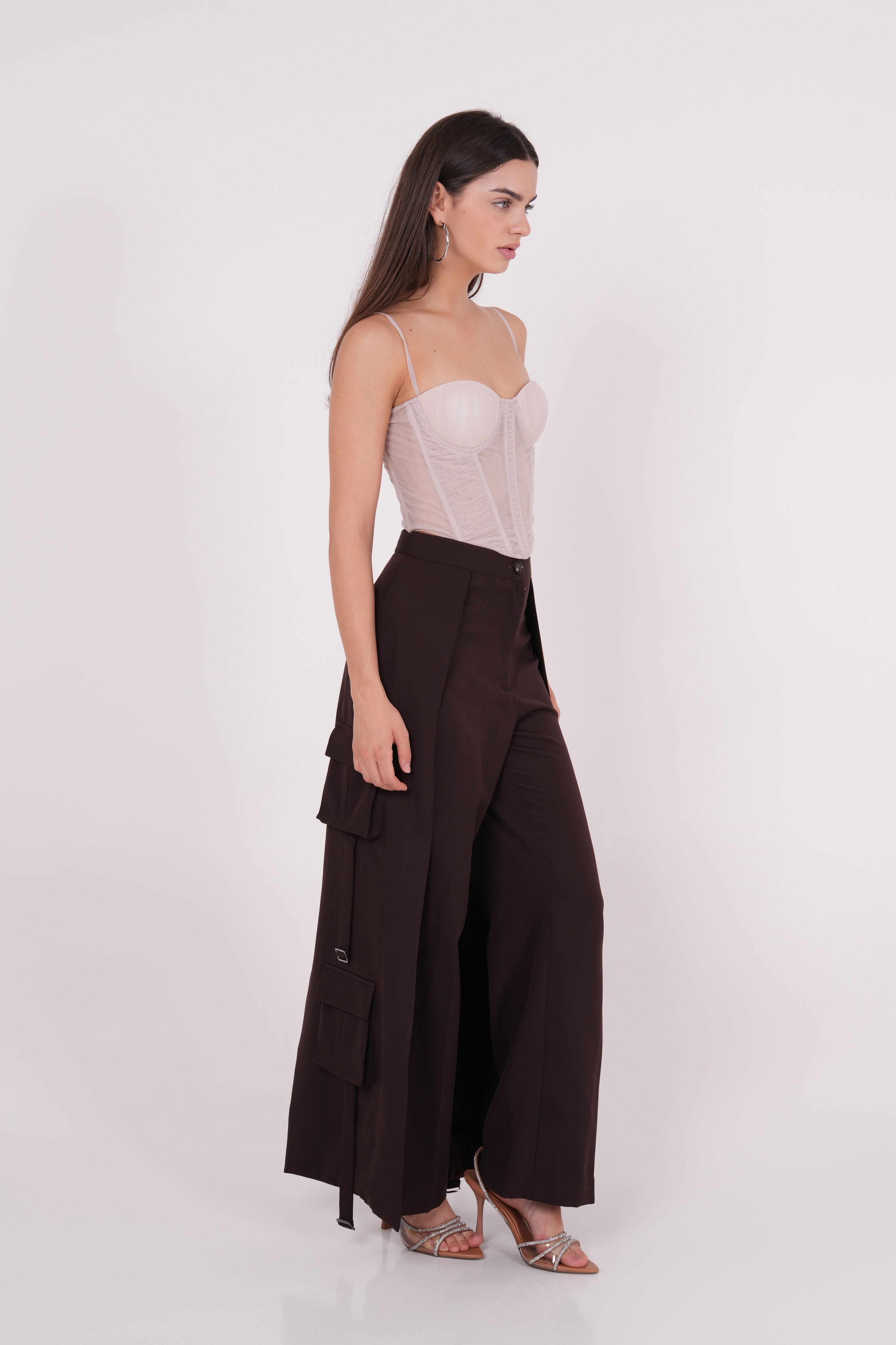 Streetwear for Girls: Redefining Everyday Cool with Sevgilim