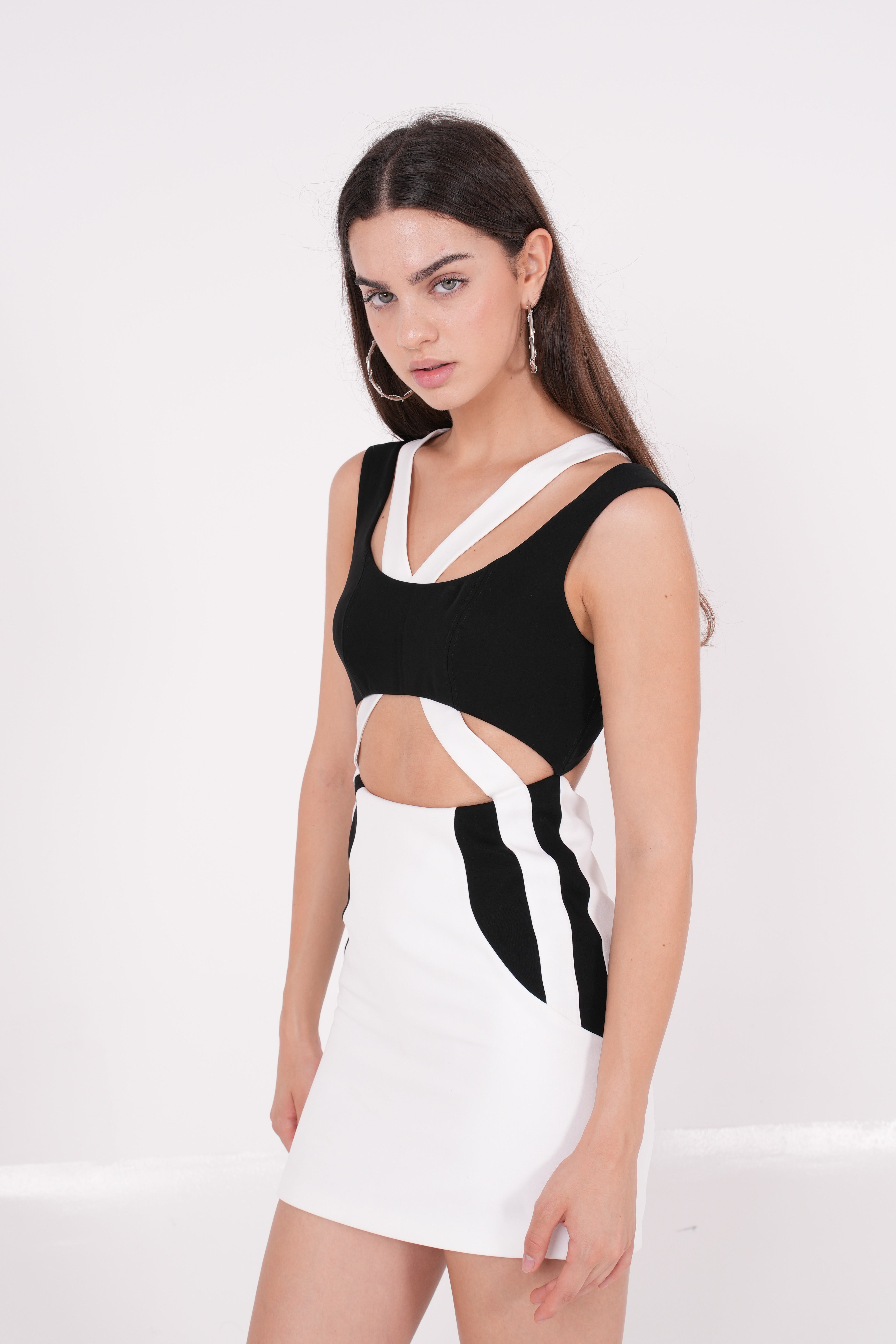 Asymmetric Black & White Mini Dress - Sevgilim