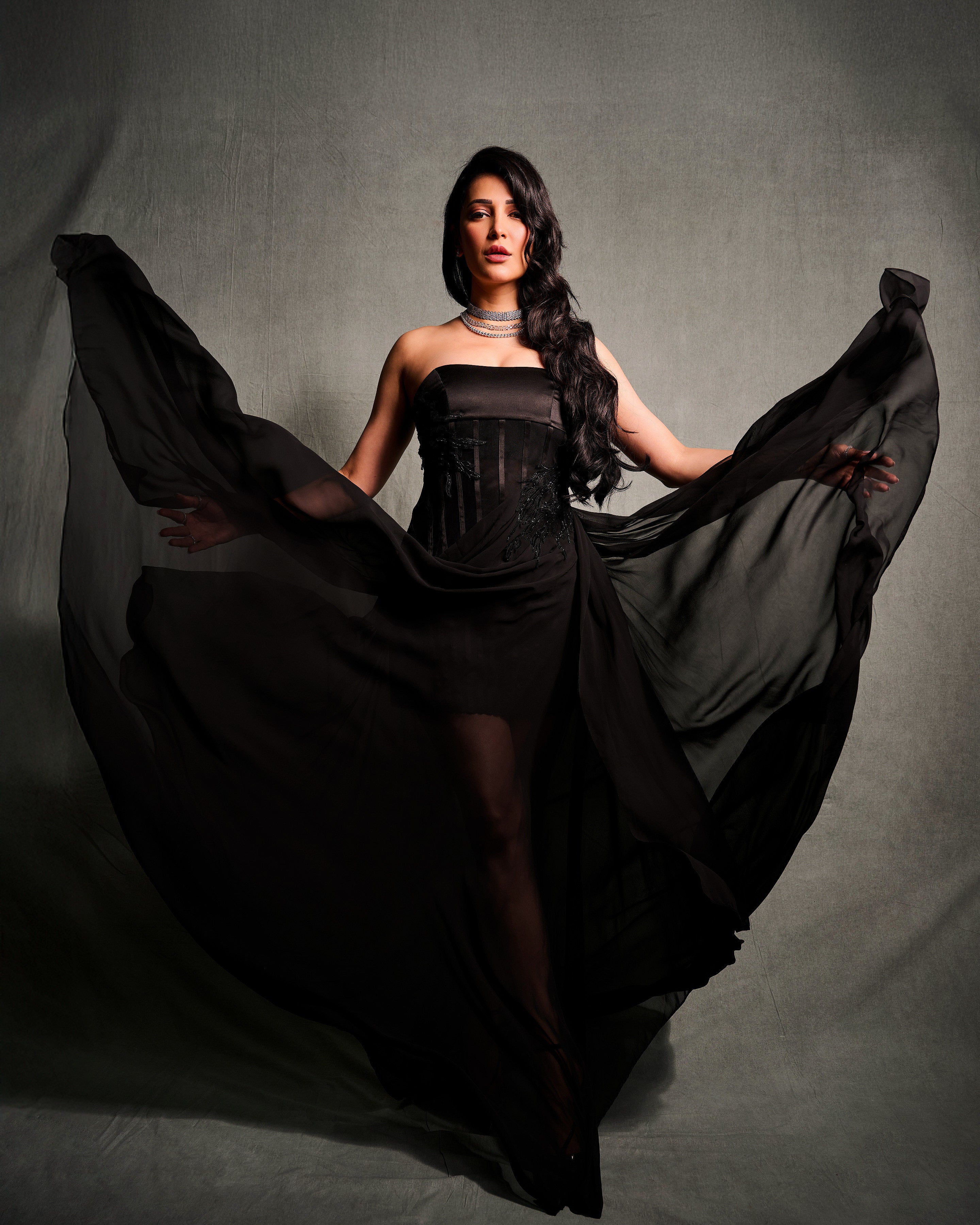 Long Black Draped Dress worn by Shruti Hassan